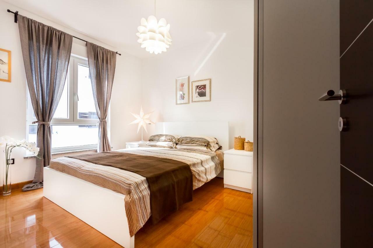 City Stylish Apartment Πούλα Εξωτερικό φωτογραφία