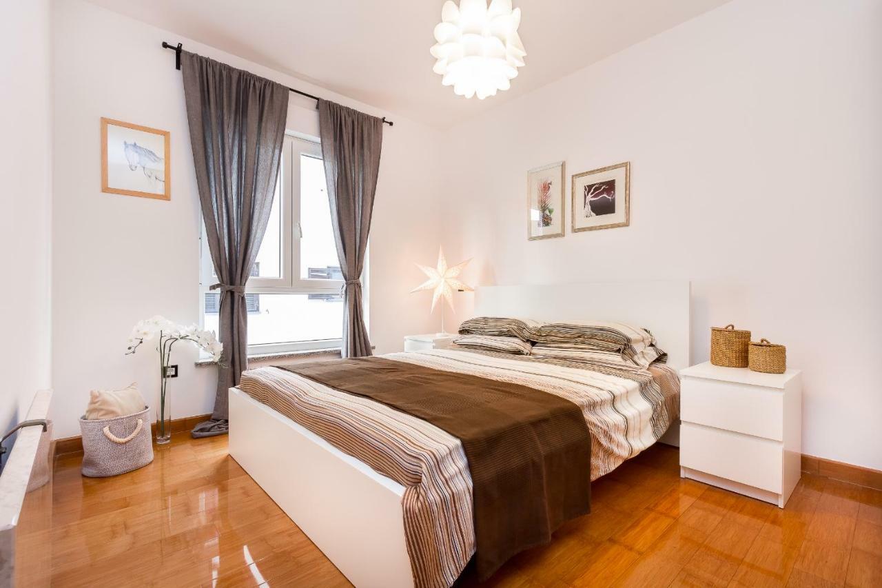 City Stylish Apartment Πούλα Εξωτερικό φωτογραφία